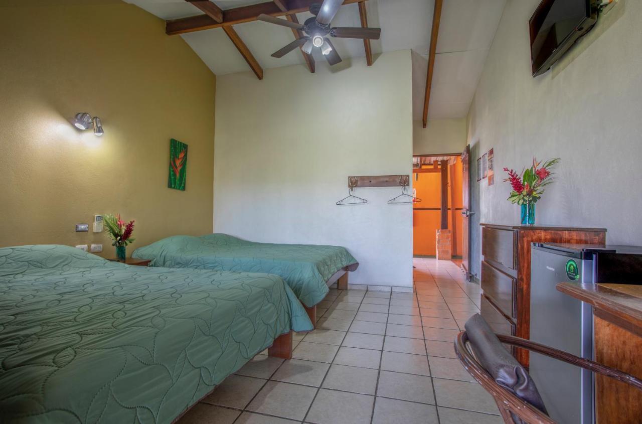 Hotel La Hacienda Quesada  Esterno foto
