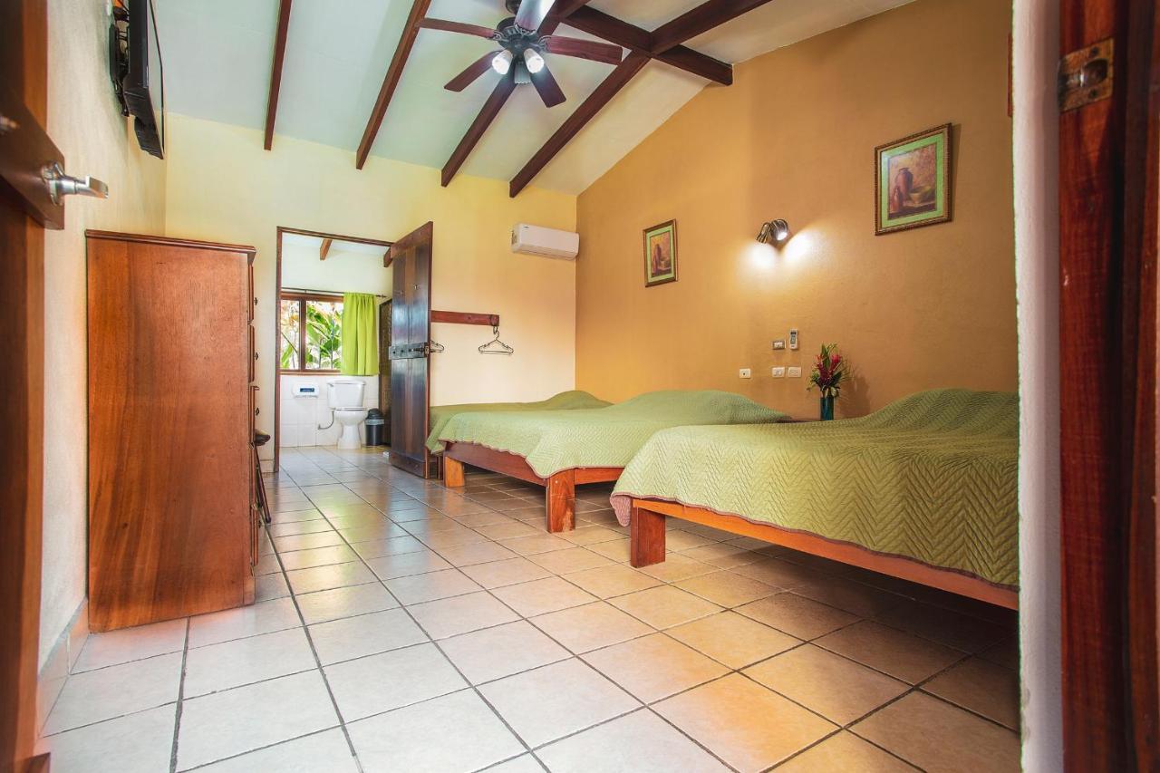 Hotel La Hacienda Quesada  Esterno foto