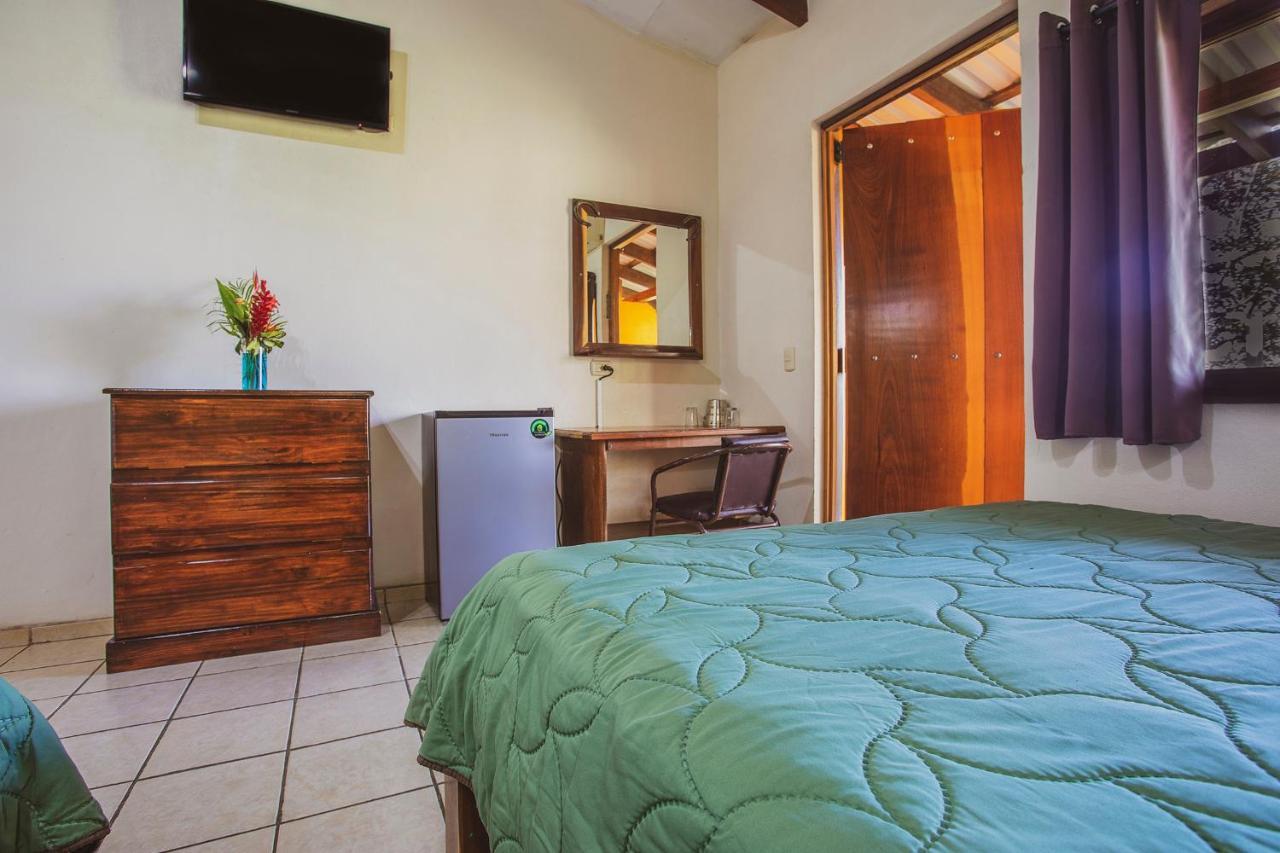 Hotel La Hacienda Quesada  Esterno foto