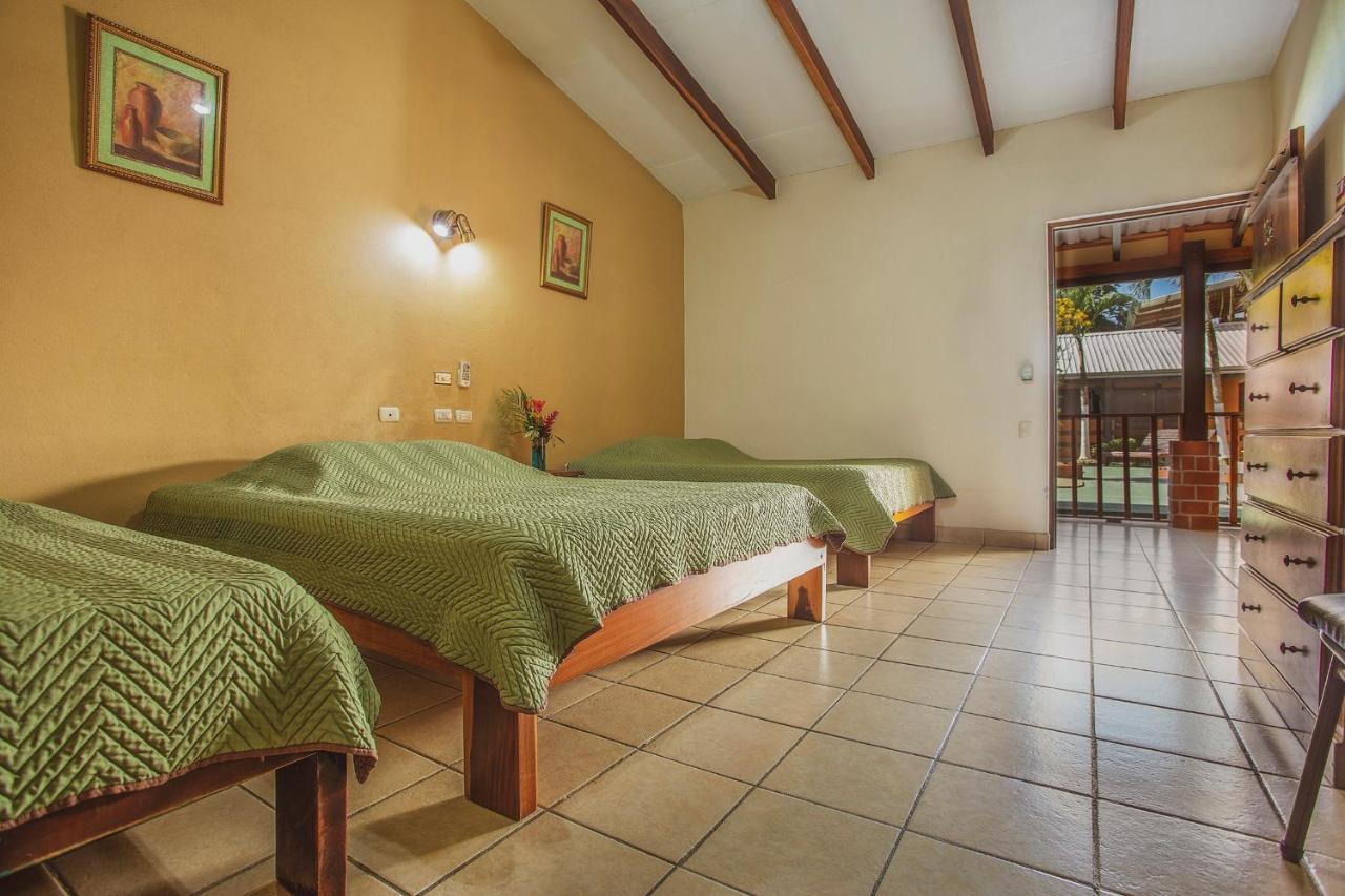 Hotel La Hacienda Quesada  Esterno foto